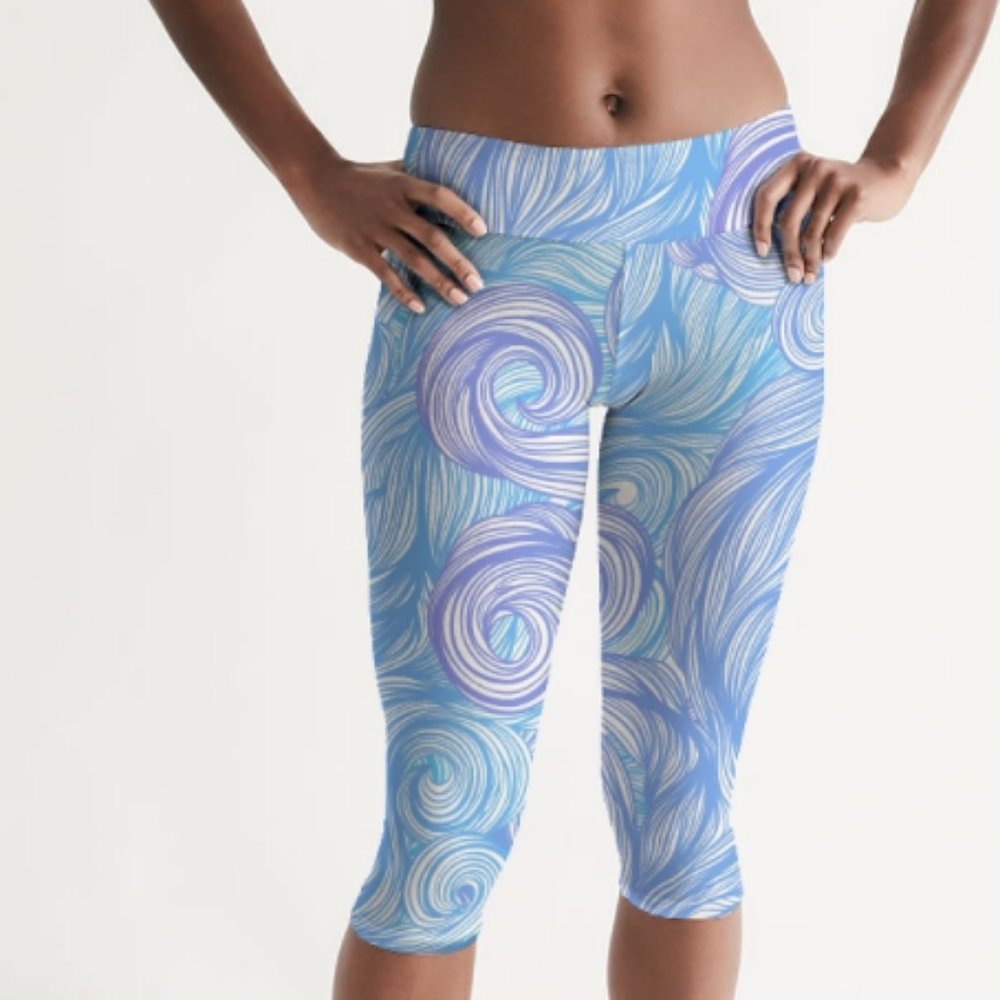 NEW Blue Waves Women's Mid-Rise Capri
